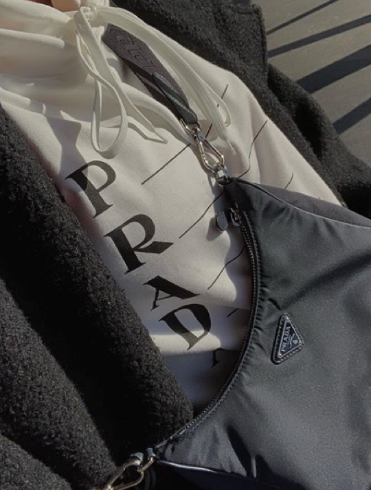 Rare Prada Continuation Re-Edition 2000 Tessuto Mini Bag White Black