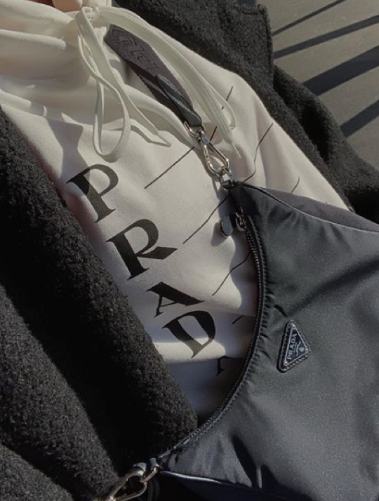 Prada Re-Edition 2005 Mini Bag Nylon Saffiano Leather Strap Black