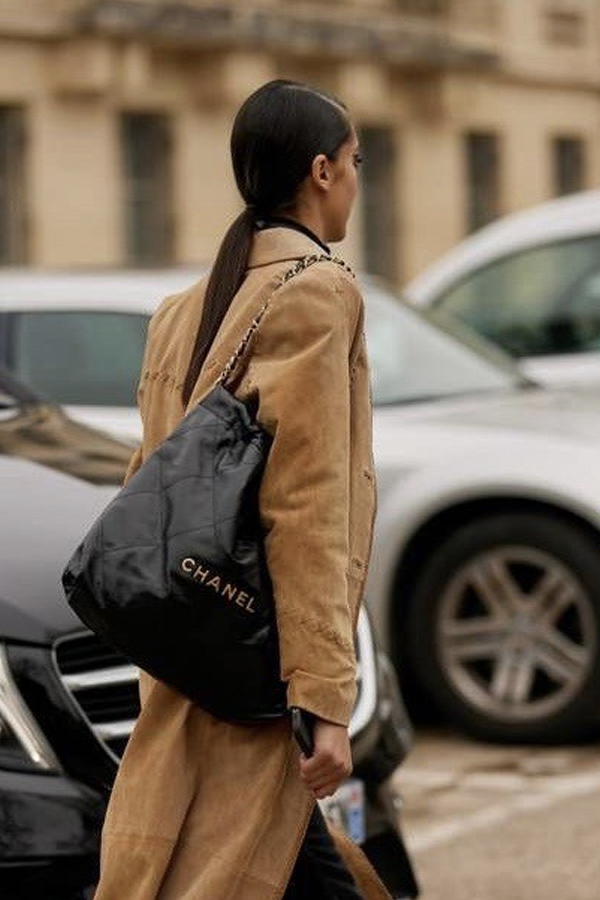 Learn All About One of This Season's Hottest Bags: The Chanel 22