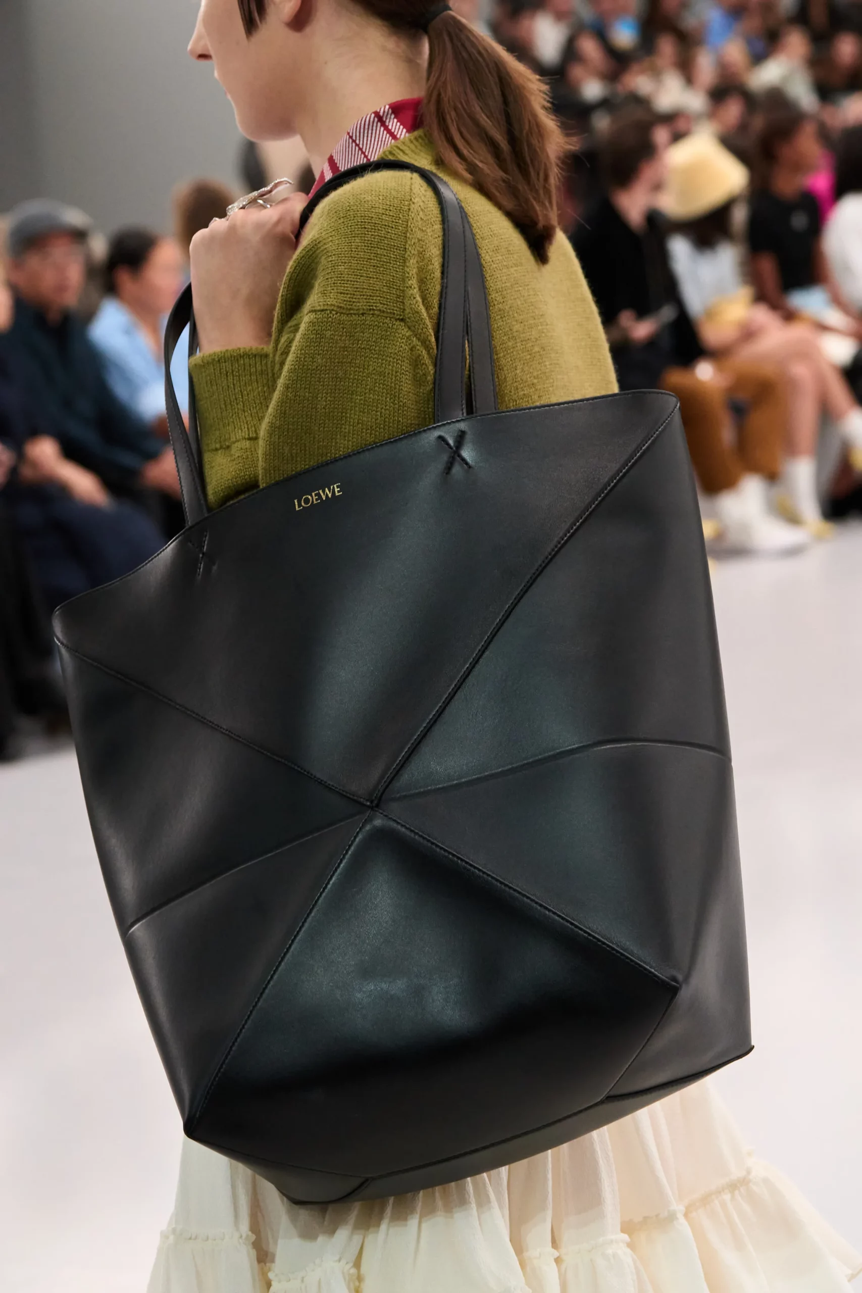 Luxury tote bags for women - LOEWE